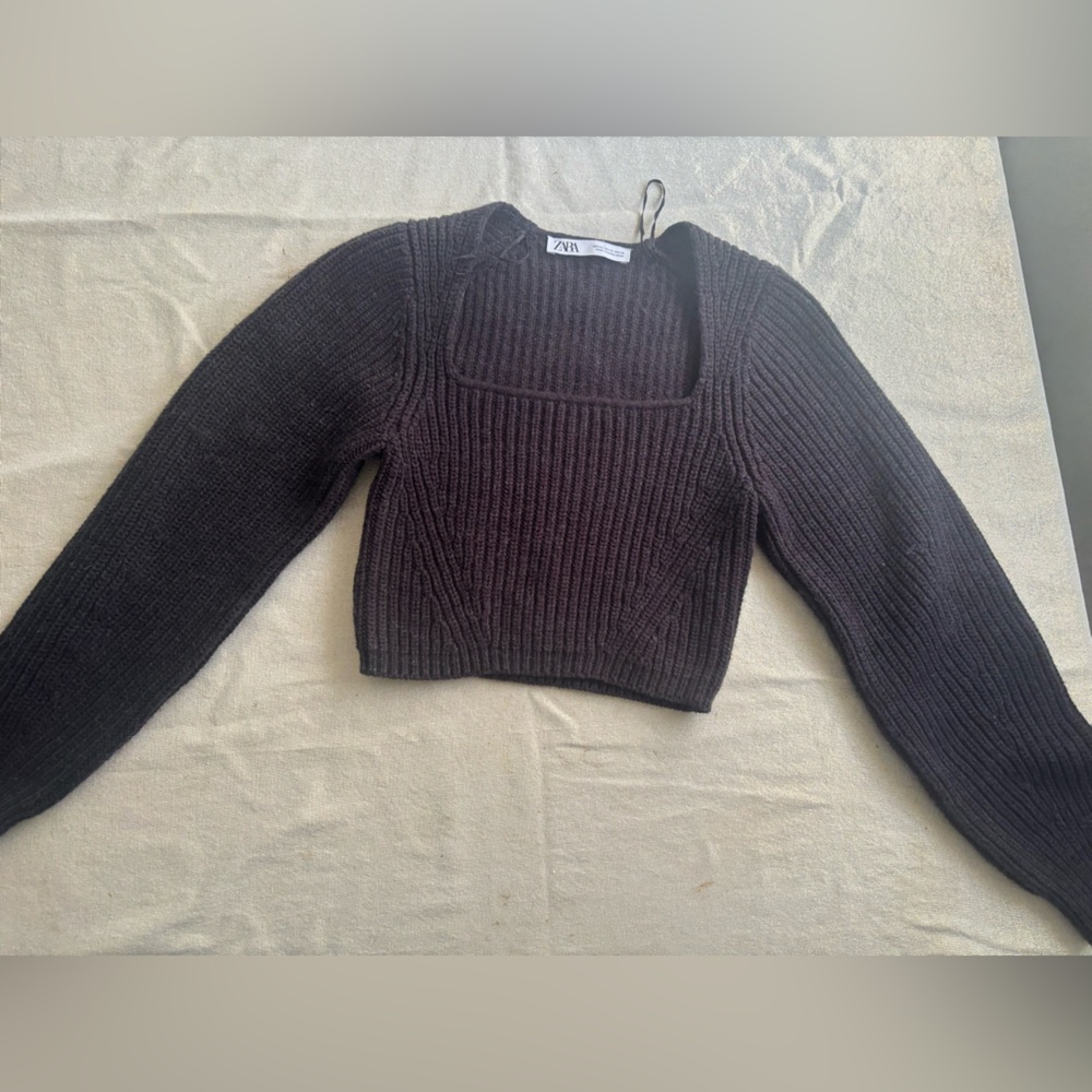Zara Dark Gray Ribbed Sweater